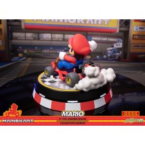 Mario Kart PVC Standbeeld - Collector's Edition 22 cm