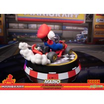 Mario Kart PVC Standbeeld - Collector's Edition 22 cm
