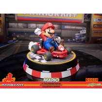Mario Kart PVC Standbeeld - Collector's Edition 22 cm