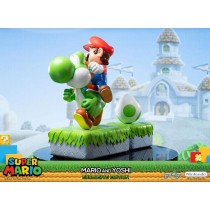 Super Mario Statue Mario & Yoshi 48 cm