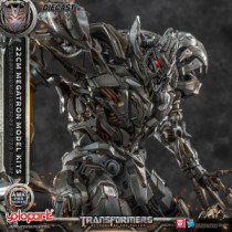 Transformers: Revenge of the Fallen AMK Pro Series - Megatron (Modellbausatz - 22 cm) - Yolopark