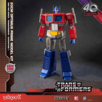 Transformers: Generation One AMK Pro Series - Optimus Prime (Modellbausatz - 20 cm) - Yolopark