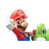 Super Mario Statue Mario & Yoshi 48 cm