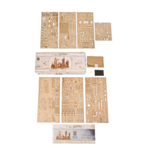 Harry Potter Wooden Model Kit Hogwarts Castle