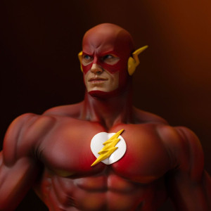DC Comics Legacy Replica Statue 1/4 Flash 54 cm